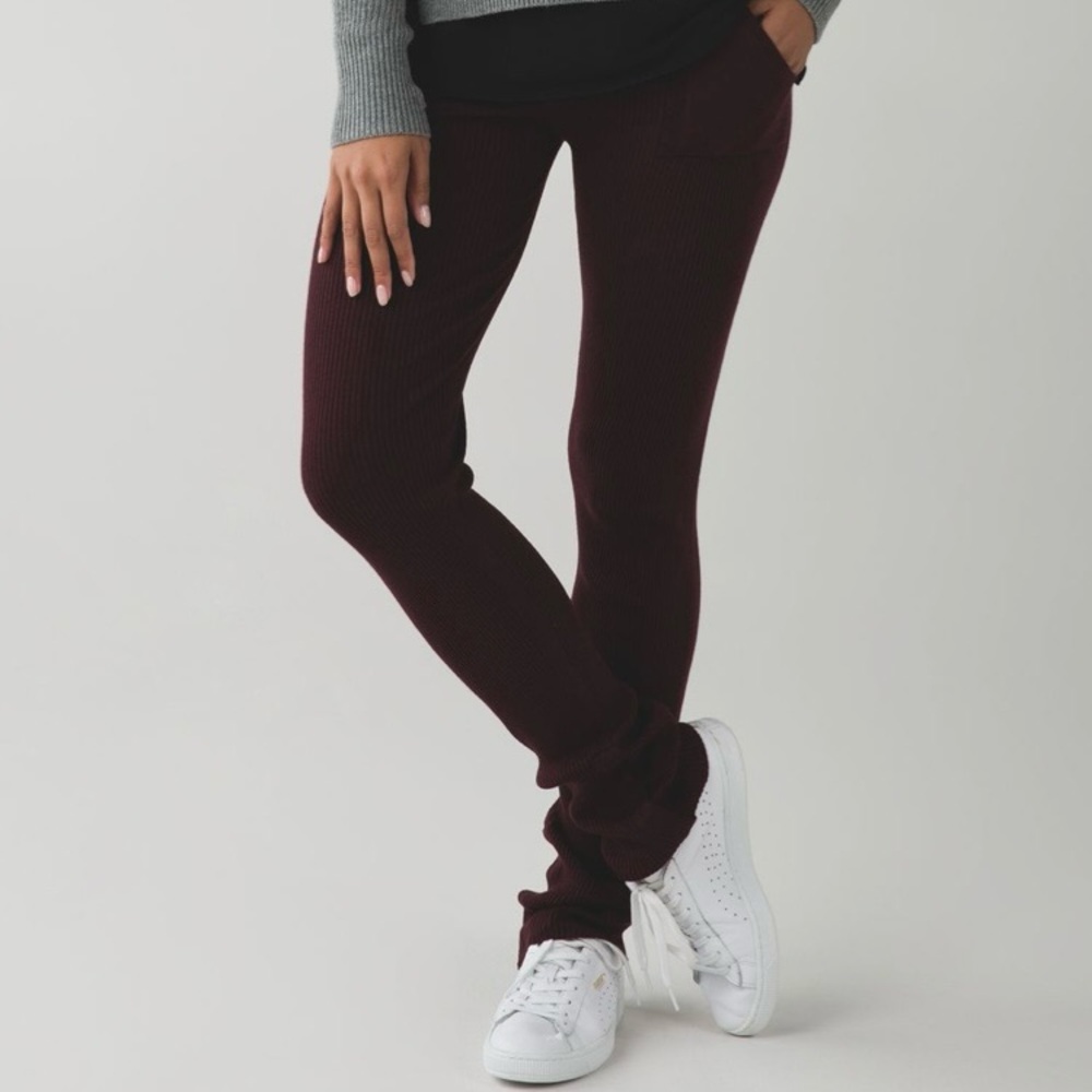 Lululemon Find Your Mantra Pants Size 6 - Picture 9 of 9